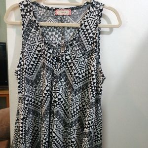 C'est La Vie Sleeveless Tank Size 1X